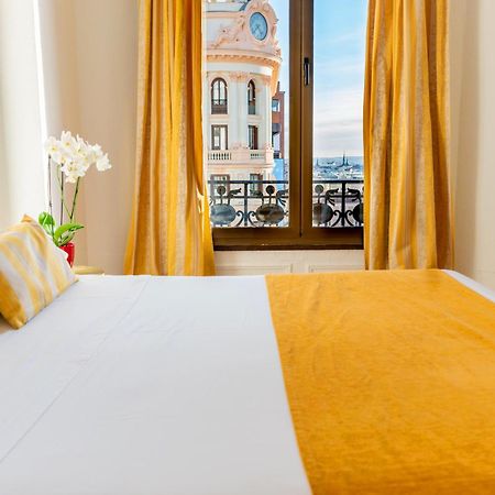 Hostal Josefina Madrid Exterior foto
